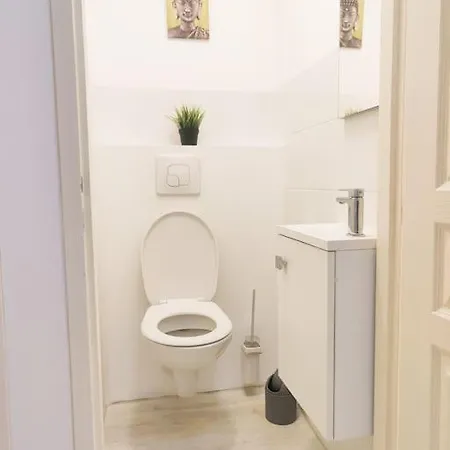 Le Flocon 2 Maison Carree Centre Historique *