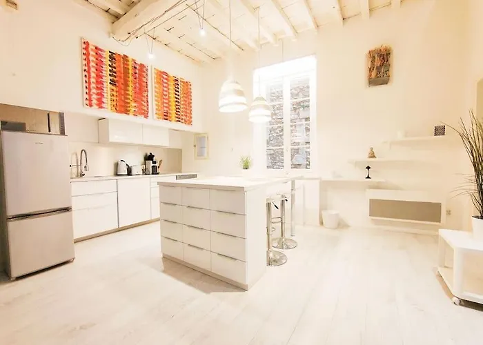 Le Flocon 2 Maison Carree Centre Historique شقة