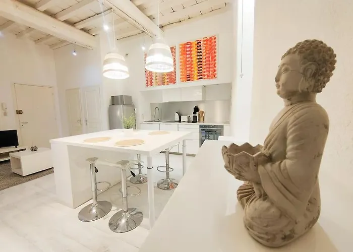 Le Flocon 2 Maison Carree Centre Historique נים