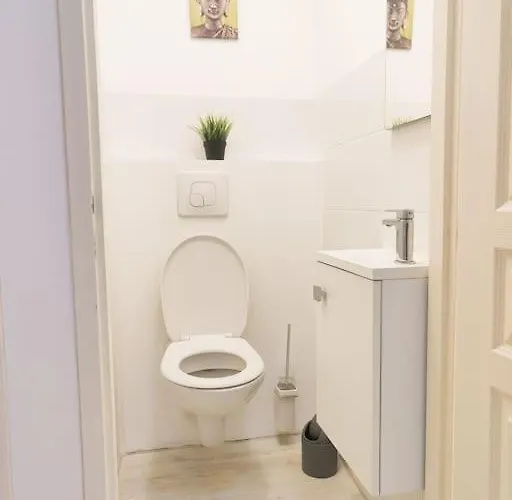 Le Flocon 2 Maison Carree Centre Historique *